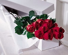 Ankara Bat�kent �i�ek�i d�kan� en �ok sat�lan �r�n�m�z kutuda 11 adet k�rm�z� g�l