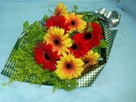 Ankara Bat�kent �i�ek�i d�kkan�m�zdan Kar���k gerbera �i�ekleri buketi