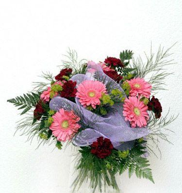 Ankara Bat�kent Ostim �i�ek g�nderimi firmas� �r�n�m�z 13 adet gerbera �i�eklerinden buket
