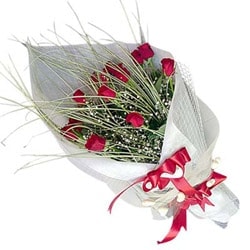 Ankara Bat�kent �i�ek�i firmam�zdan sevgililer g�n� �zel �r�n�